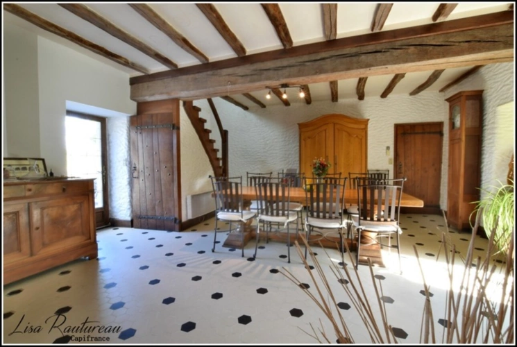 Photos 8 - Touristique - Domaine d'exception - CHAVAGNES EN PAILLERS (85) - 2 maisons d'habitations ainsi que 2 gîtes avec piscine