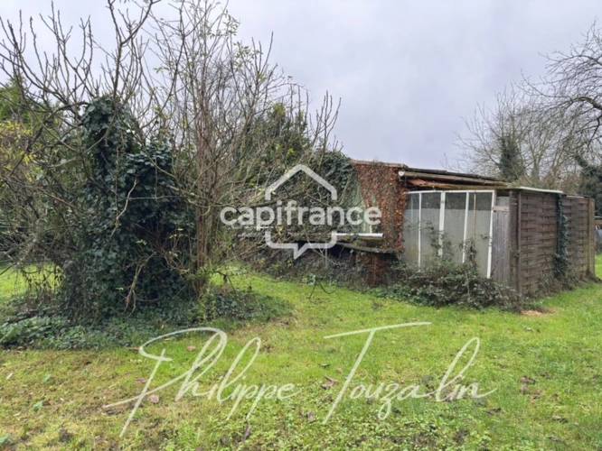 Photos 2 - Foncière - Terrain à vendre  CHATELLERAULT (86) Terrain de loisirs 1 465 m² avec puits et cabanons