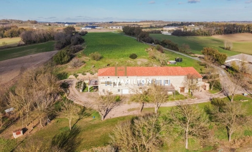 Photos 3 - Prestige - Longere