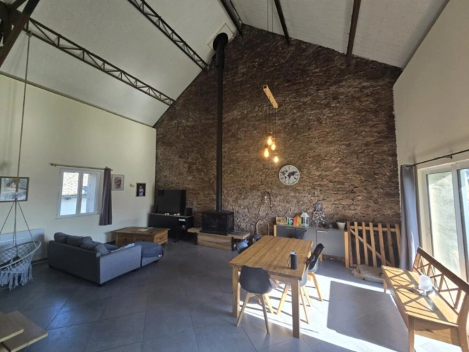 Photos 3 - Touristique - Maison et dépendances