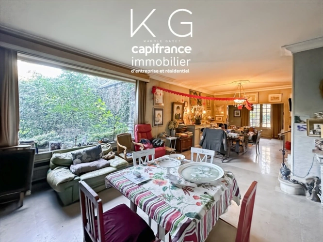 Photos 5 - Prestige - Gonneville-sur-Honfleur, maison de famille à rénover sur terrain de 3 700 m² avec 5 chambres et grandes dépendances, à 10 min d’Honfleur et 20 min de Deauville