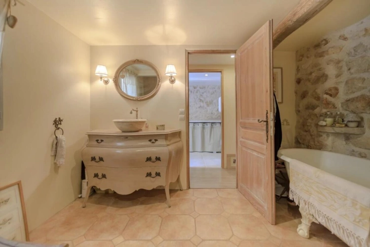 Photos 5 - Prestigious - House