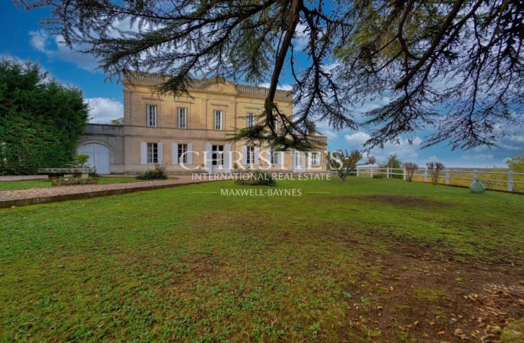 Photos 6 - Prestigious - Character Property at the Gateway to Saint-Émilion — A Unique and Inspiring Setting