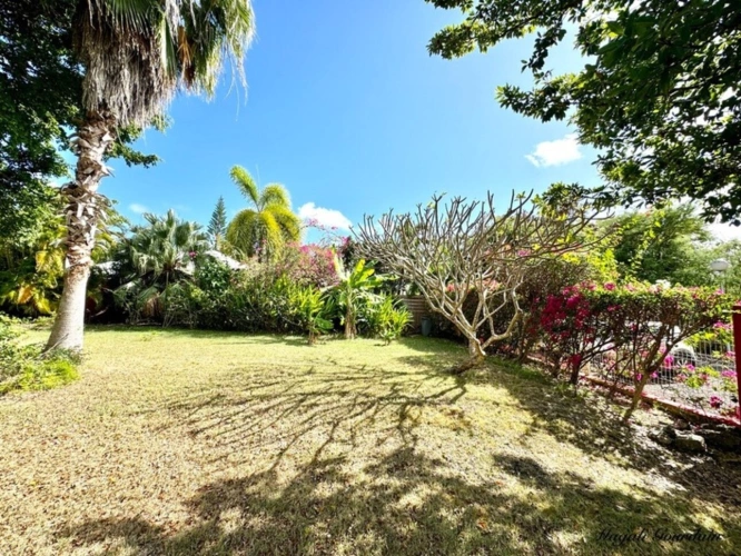 Photos 7 - Prestige - SAINT-FRANÇOIS – PROPRIÉTÉ RARE À 100 MÈTRES DE LA PLAGE – 3 VILLAS INDÉPENDANTES SUR 1 539 m²