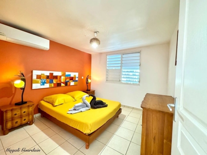 Photos 28 - Prestige - SAINT-FRANÇOIS – PROPRIÉTÉ RARE À 100 MÈTRES DE LA PLAGE – 3 VILLAS INDÉPENDANTES SUR 1 539 m²