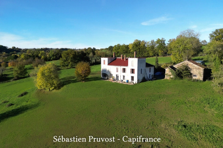 Photos 1 - Prestige - Dpt Dordogne (24), à vendre proche de THIVIERS propriete rurale P12 de 315 m² - Terrain de 50000 m²-Grange 120m2