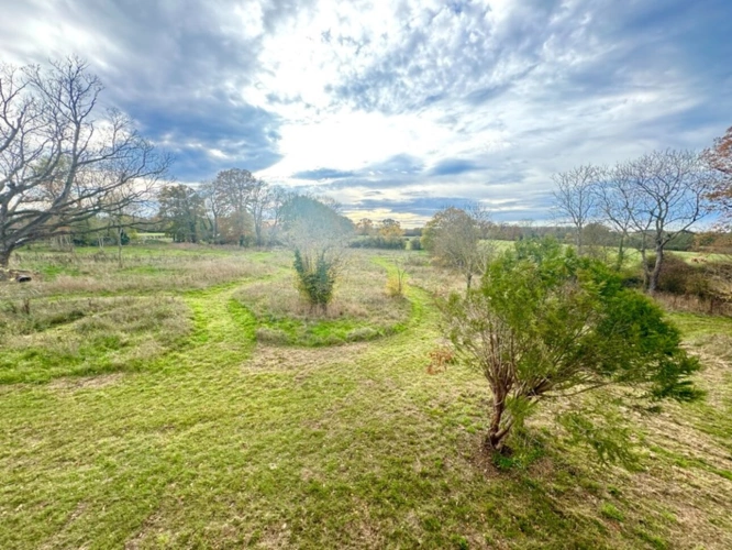 Photos 12 - Touristique - Dpt Eure (27), à vendre BOURTH CORPS DE FERME - Terrain de 15 200,00 m² -