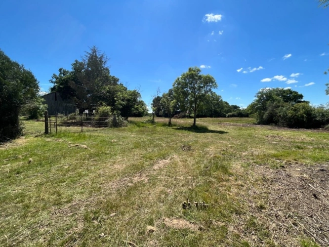 Photos 13 - Touristique - Dpt Eure (27), à vendre BOURTH CORPS DE FERME - Terrain de 15 200,00 m² -