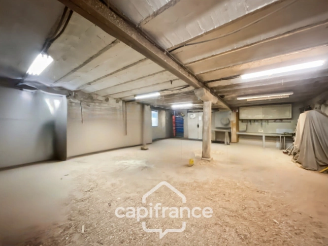 Photos 15 - Touristique - Corps de ferme exceptionnel – Dépendances + potentiel énorme – 20 min Dijon