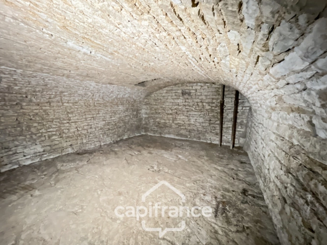 Photos 20 - Touristique - Corps de ferme exceptionnel – Dépendances + potentiel énorme – 20 min Dijon