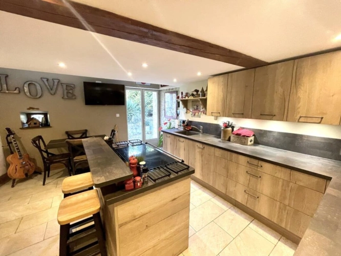 Photos 4 - Tourist - House