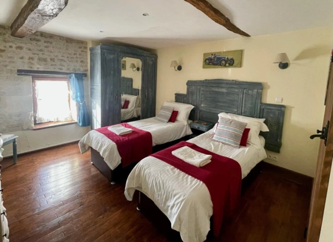 Photos 15 - Tourist - House