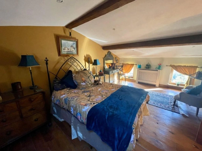 Photos 20 - Tourist - House