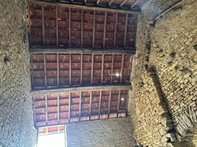 Photos 14 - Touristique - Ensemble de grange et écurie en pierre avec jardin, dans un environnement paisible proche de POUILLY EN AUXOIS (21)