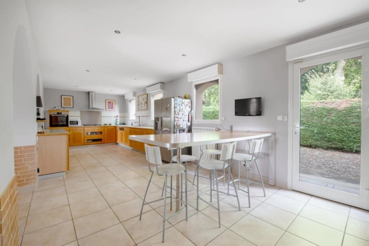 Photos 8 - Prestigious - Character property