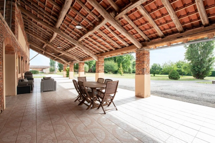 Photos 18 - Prestigious - Character property