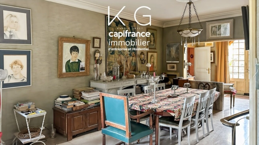 Photos 5 - Prestigious - Family home of 230m2 to renovate, on a plot of 3,700 m², with large outbuildings, located in Gonnevi