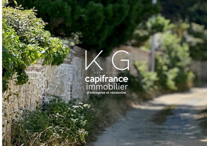 Photos 16 - Prestigious - Family home of 230m2 to renovate, on a plot of 3,700 m², with large outbuildings, located in Gonnevi