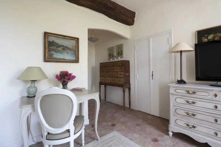 Photos 9 - Prestigious - House