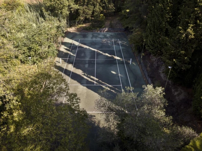 Photos 17 - Prestigious - House