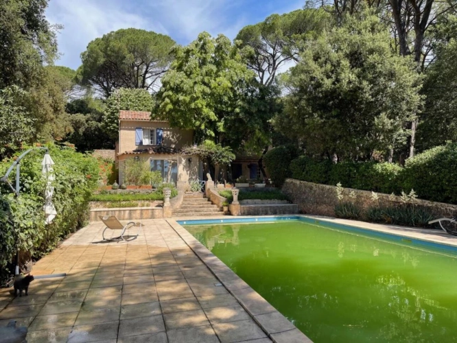 Photos 20 - Prestigious - House