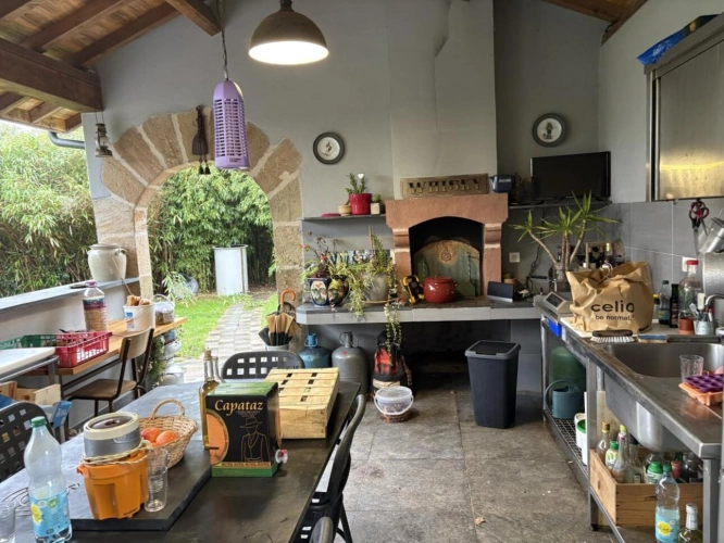 Photos 16 - Prestigious - House