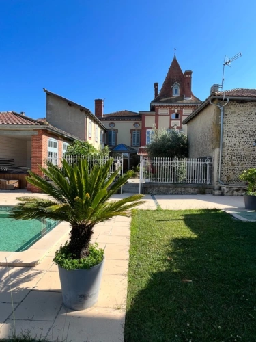 Photos 7 - Prestigious - Gers (32) department, Aire-sur-l'Adour, 19th-century bourgeois property, requiring no work, with ind