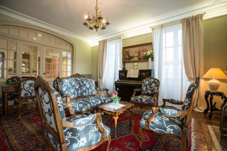 Photos 21 - Prestigious - Gers (32) department, Aire-sur-l'Adour, 19th-century bourgeois property, requiring no work, with ind