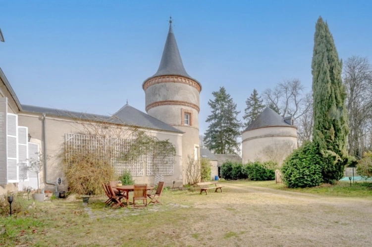 Photos 10 - Prestige - Propriété à vendre proche de Bourges (18)