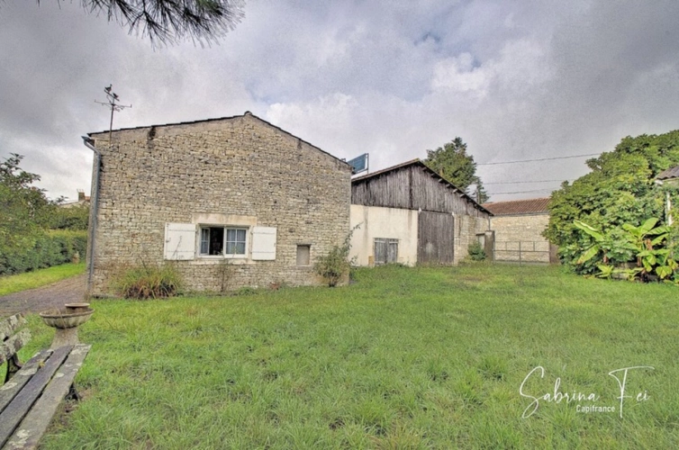 Photos 1 - Touristique - Propriété à vendre 7 pièces SAINT MEDARD D'AUNIS (17)