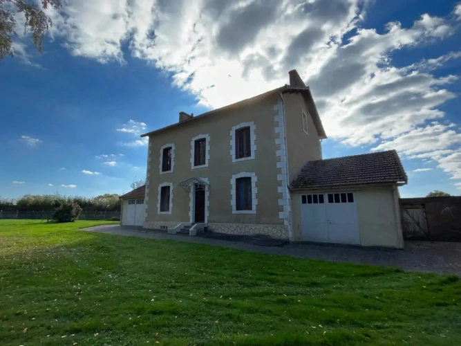 Photos 4 - Touristique - Maison sur vaste parc arboré et corps de ferme, le tout sur 2,3 ha
