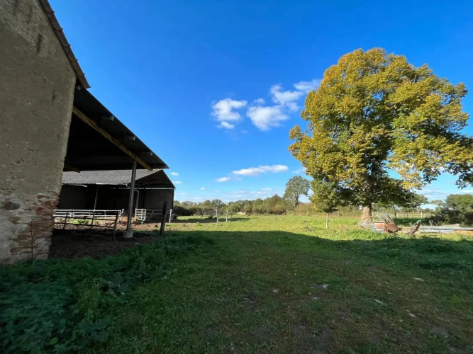 Photos 9 - Touristique - Maison sur vaste parc arboré et corps de ferme, le tout sur 2,3 ha