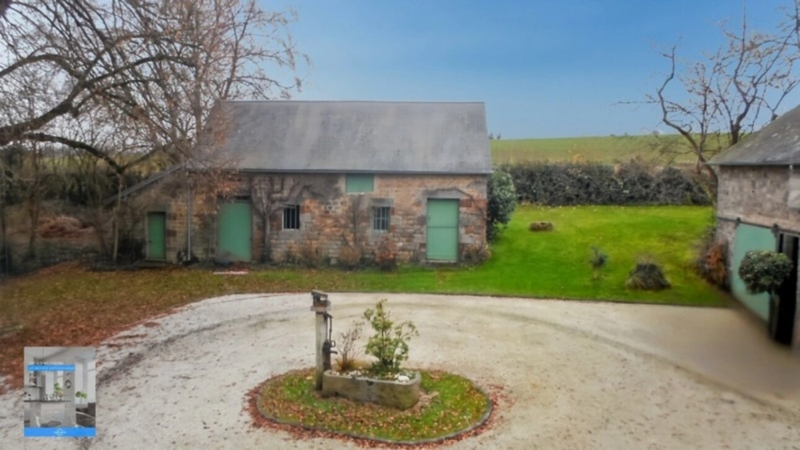 Photos 4 - Touristique - Ancien corps de ferme rénové avec terrain et dépendances