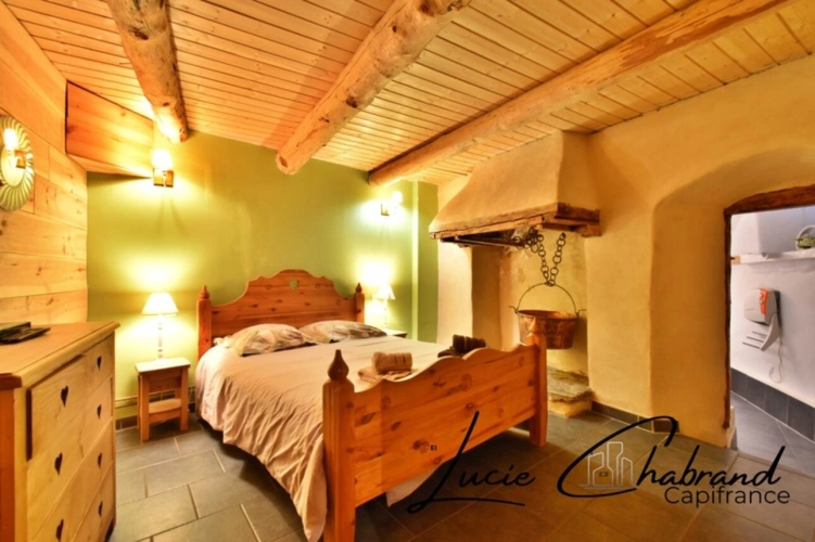 Photos 42 - Prestige - Propriete à vendre 10 pièces SAINT VERAN (05)