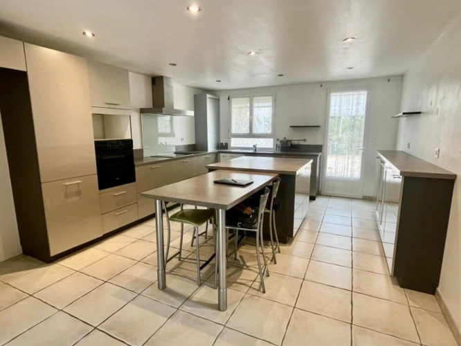 Photos 3 - Équestre - MIRANDE(32)et MIELAN proche: PROPRIETE 3.3HA, isolée, calme, position dominante, VUE, sans travaux, chevaux et famille bienvenus