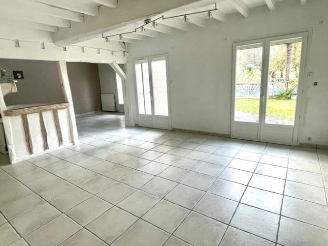 Photos 6 - Équestre - MIRANDE(32)et MIELAN proche: PROPRIETE 3.3HA, isolée, calme, position dominante, VUE, sans travaux, chevaux et famille bienvenus