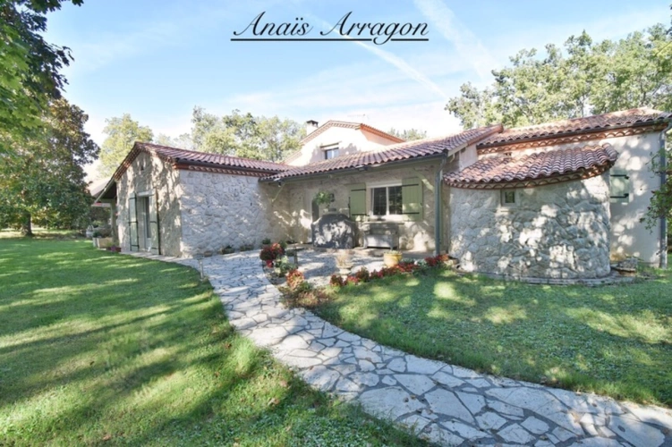 Photos 1 - Prestige - Propriete à vendre 5 pièces HAUTEFAGE LA TOUR (47)