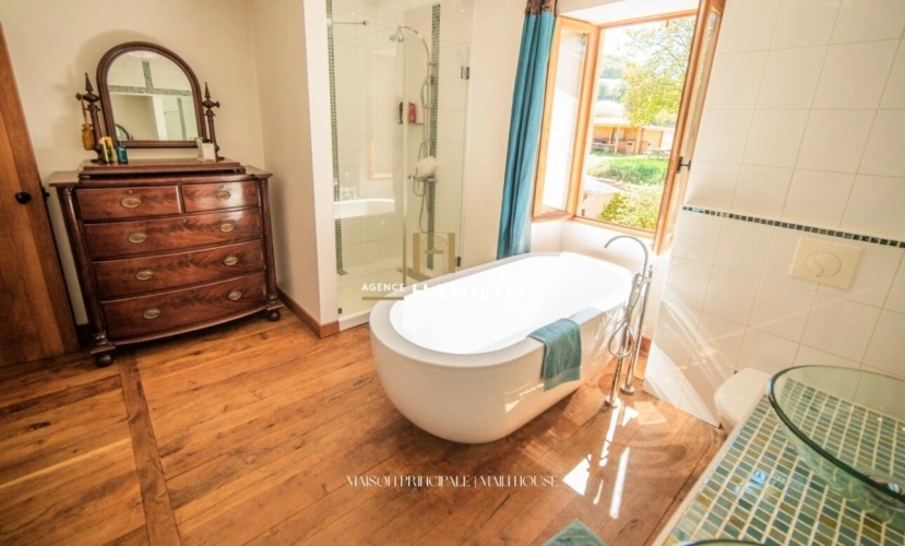 Photos 9 - Touristique - Maison et dépendances