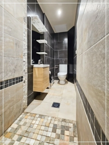 Photos 44 - Touristique - Proprieté comprenant 2 maison et 1 appartement CHATEAUMEILLANT (18)