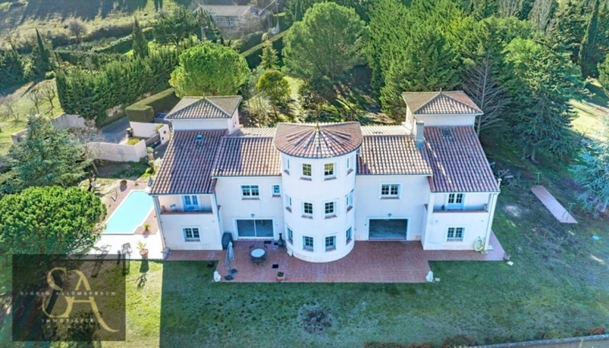 Photos 1 - Prestige - AUDE, En périphérie de Carcassonne, maison 377m² sur parc clos possibilité gîte