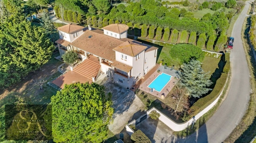 Photos 29 - Prestige - AUDE, En périphérie de Carcassonne, maison 377m² sur parc clos possibilité gîte