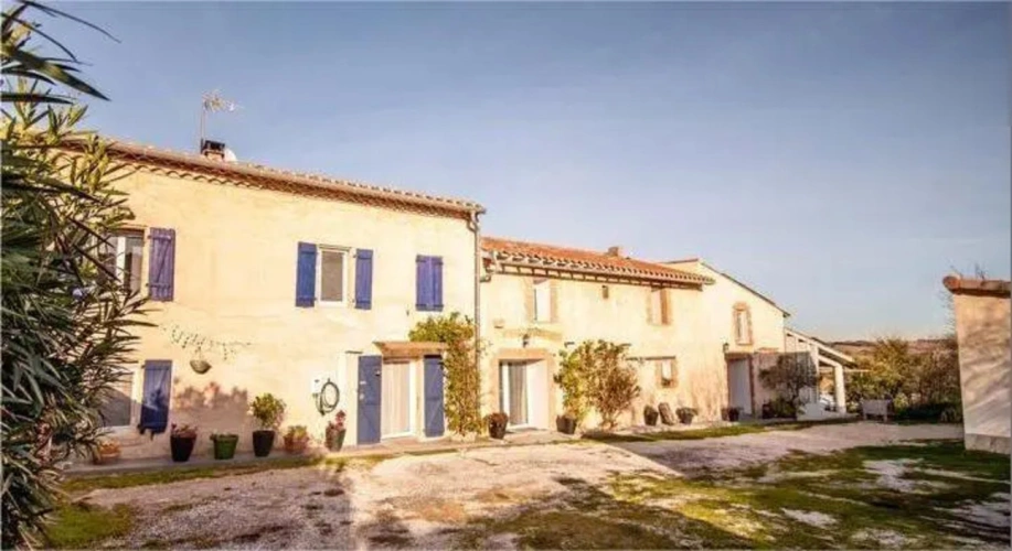 Photos 1 - Touristique - Vente d'une maison principale, avec trois gites