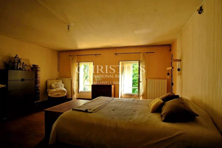 Photos 13 - Prestige - Charmante maison en pierre avec 10 ha de terre à vendre