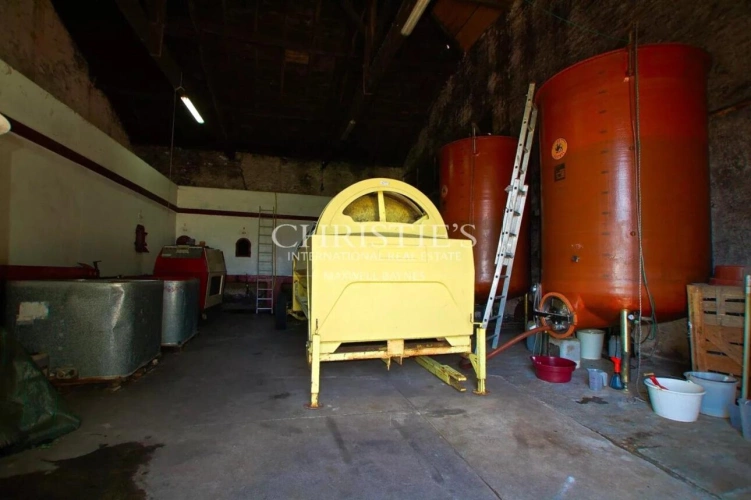 Photos 21 - Equestrian - 18-hectare estate with dominant views, maison de maitre and gites - great potential !