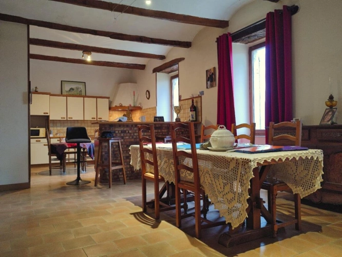 Photos 9 - Prestigious - Character property