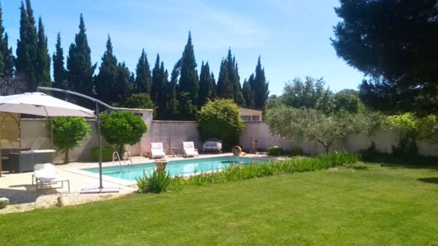 Photos 12 - Équestre - Au pied des Alpilles : mas de charme avec installations équestres (13)