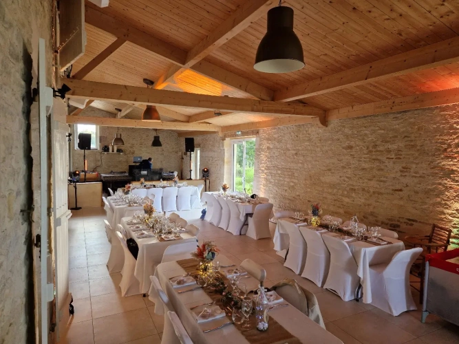 Photos 7 - Touristique - Ensemble immobilier de 6 gites avec salle de réception et maison d’habitation