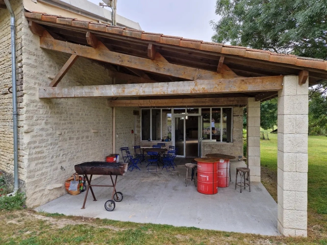 Photos 8 - Touristique - Ensemble immobilier de 6 gites avec salle de réception et maison d’habitation