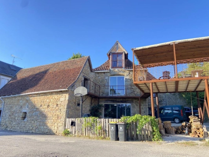 Photos 1 - Rurale - Maison et dépendances