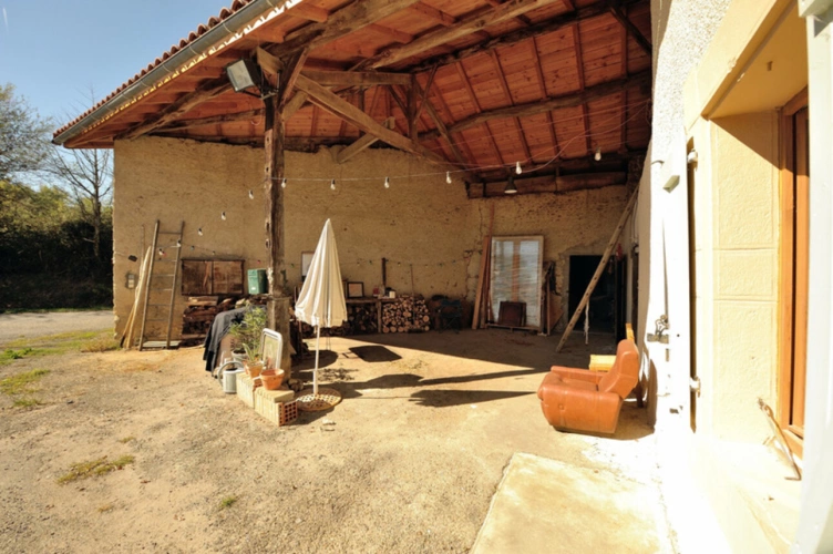 Photos 2 - Touristique - Propriete à vendre 3 pièces, dépendances sur 1.4 ha BALESTA (31)